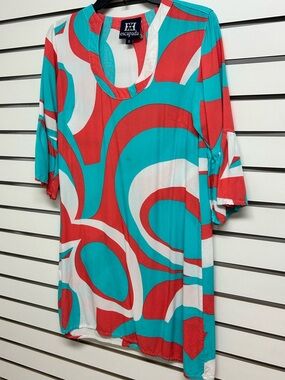 escapada Turquoise Red White Abstract Curve Tunic